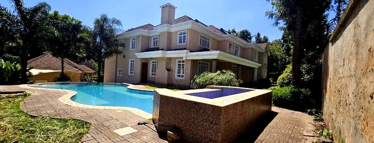 6-Bed All-Ensuite Home with Pool & DSQ on Half-Acre - Old Runda