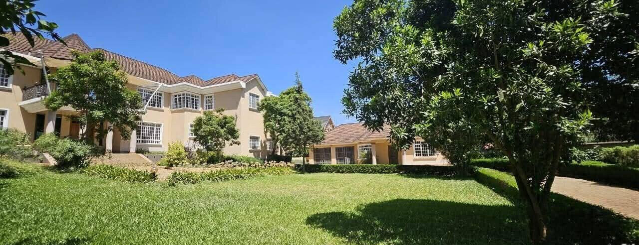 6-Bed All-Ensuite Home with Pool & DSQ on Half-Acre - Old Runda