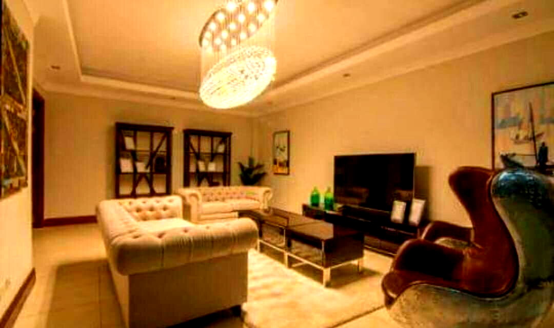 Fully Furnished 5-Ensuite Villa with Private Pool – Karen