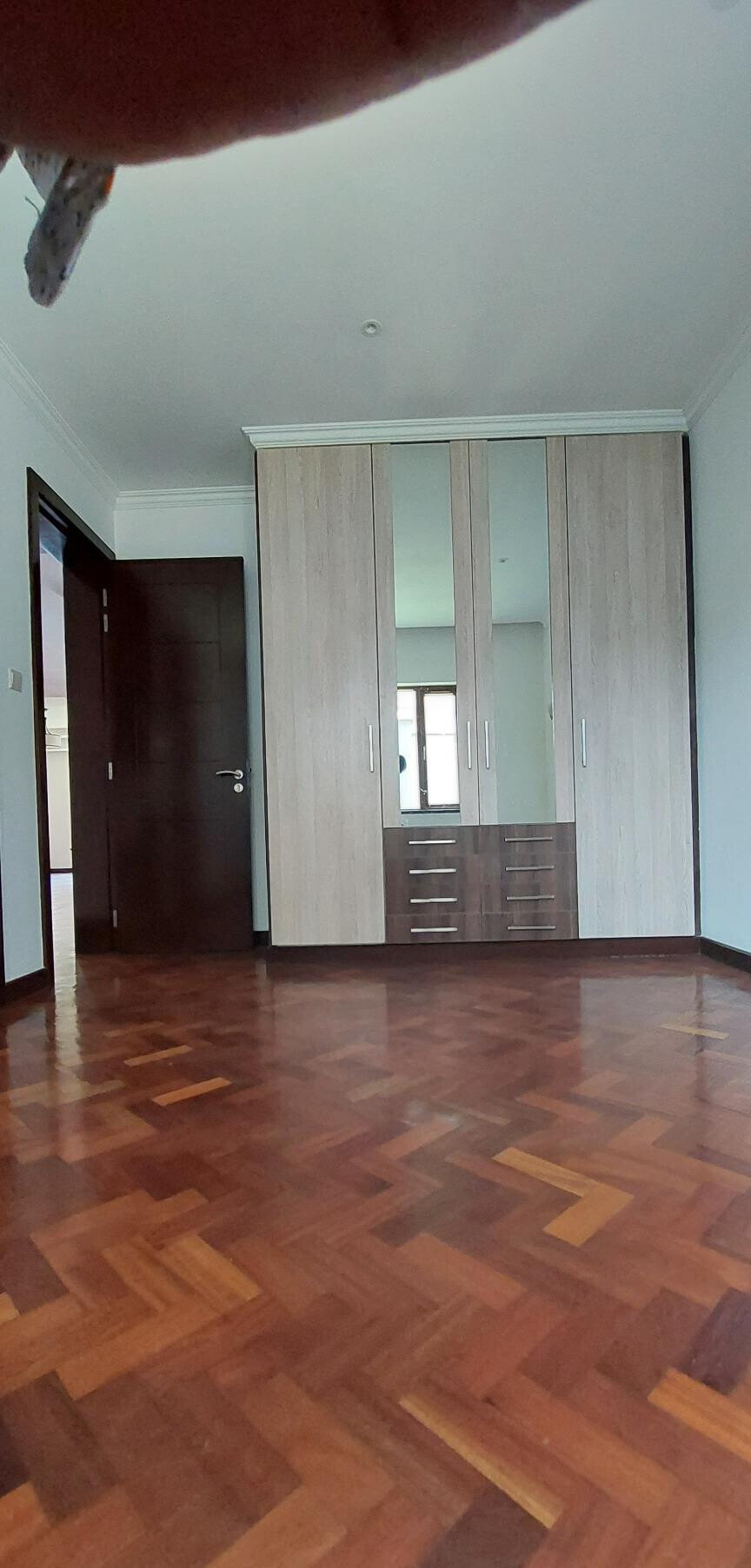5-Ensuite Townhouse with Attic & DSQ - Lavington