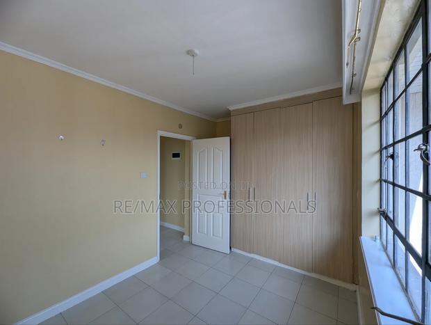 2bdrm Apartment in Five Star Garden, Gateway Mall Area for sale