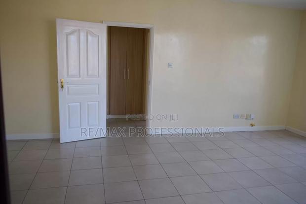 2bdrm Apartment in Five Star Garden, Gateway Mall Area for sale