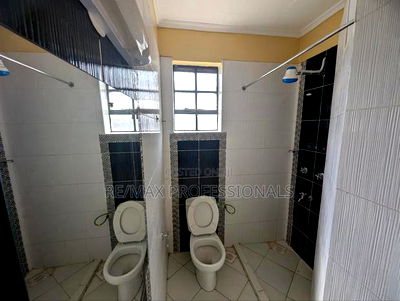 2bdrm Apartment in Five Star Garden, Gateway Mall Area for sale - Image 15