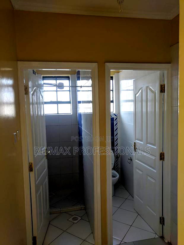 2bdrm Apartment in Five Star Garden, Gateway Mall Area for sale