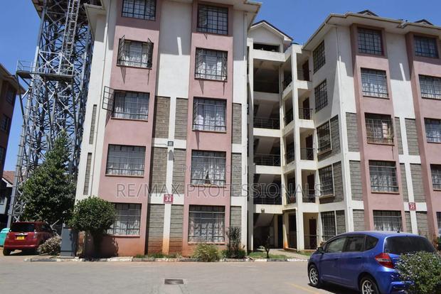 2bdrm Apartment in Five Star Garden, Gateway Mall Area for sale