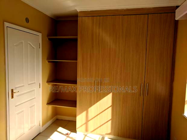 2bdrm Apartment in Five Star Garden, Gateway Mall Area for sale