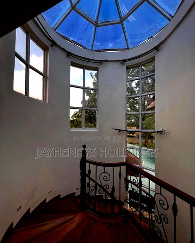 5bdrm House in Lavington for sale - Image 5