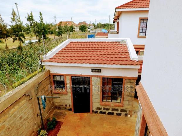 4bdrm Mansion in Kitengela for rent