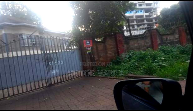0.8 Acres for Sale in Lavington on Mugumo Road