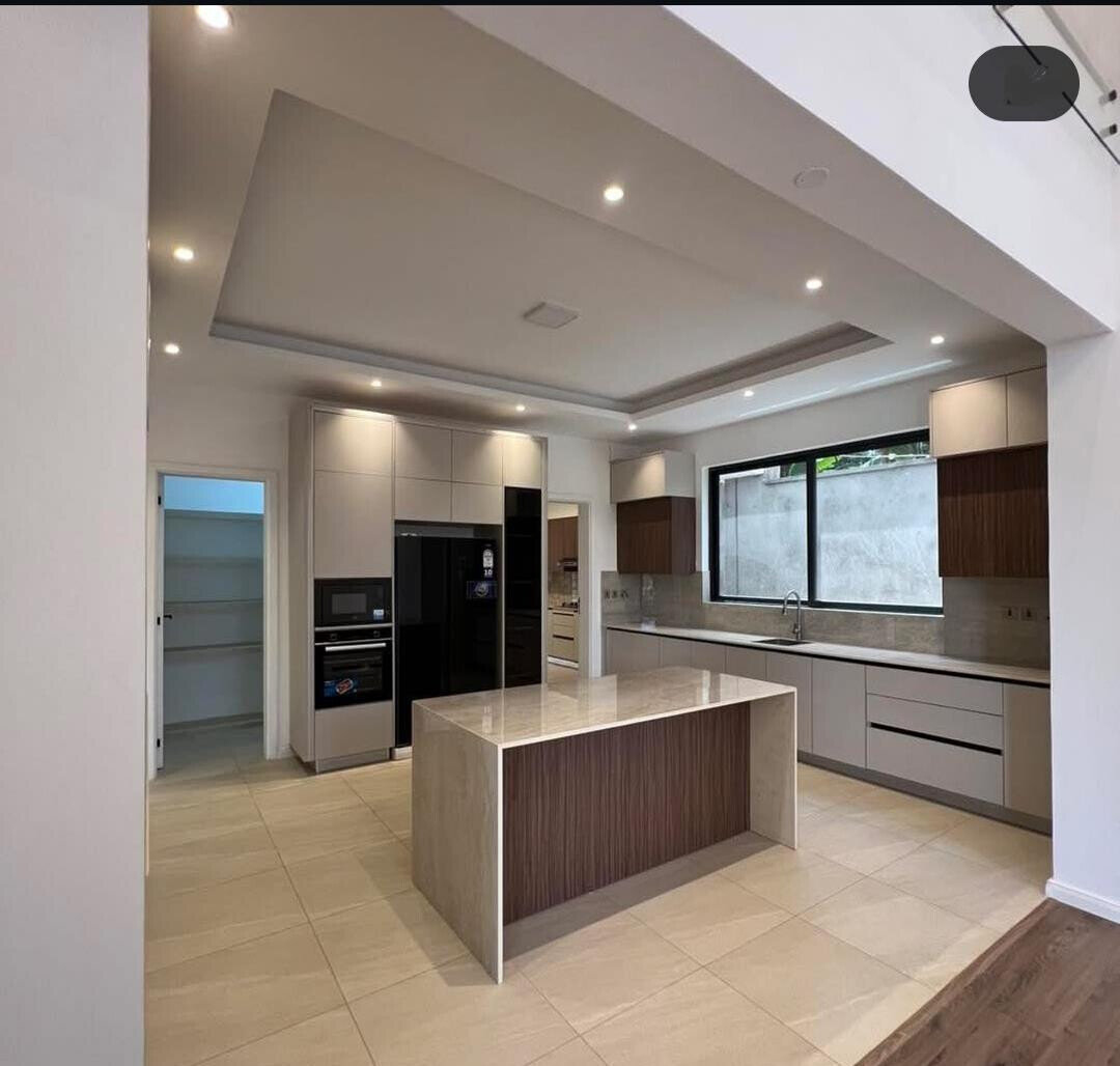 5BR Luxury Villa with Private Pool & Solar Backup - Lavington