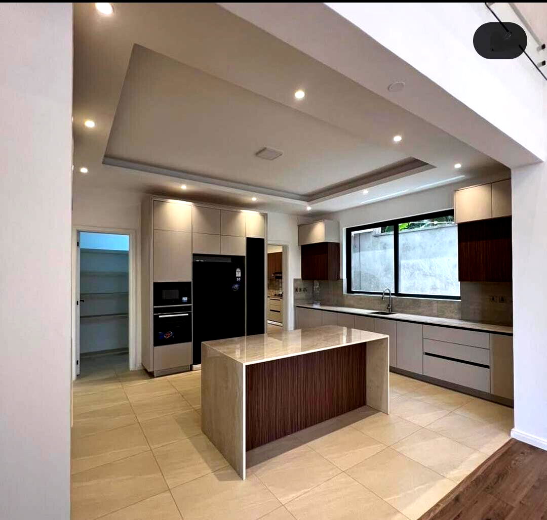 5BR Luxury Villa with Private Pool & Solar Backup - Lavington