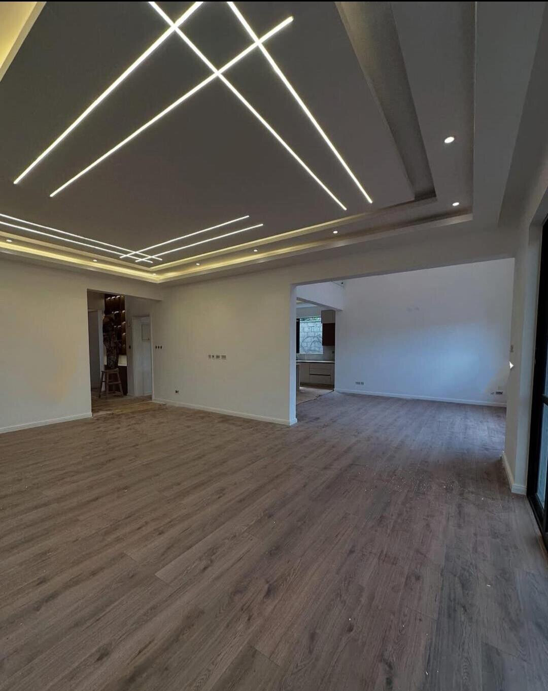 5BR Luxury Villa with Private Pool & Solar Backup - Lavington
