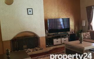 Half Acre 4BR Bungalow for Rent