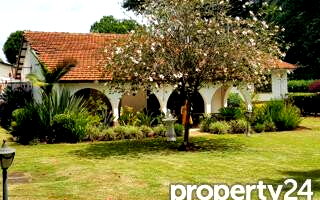 Half Acre 4BR Bungalow for Rent
