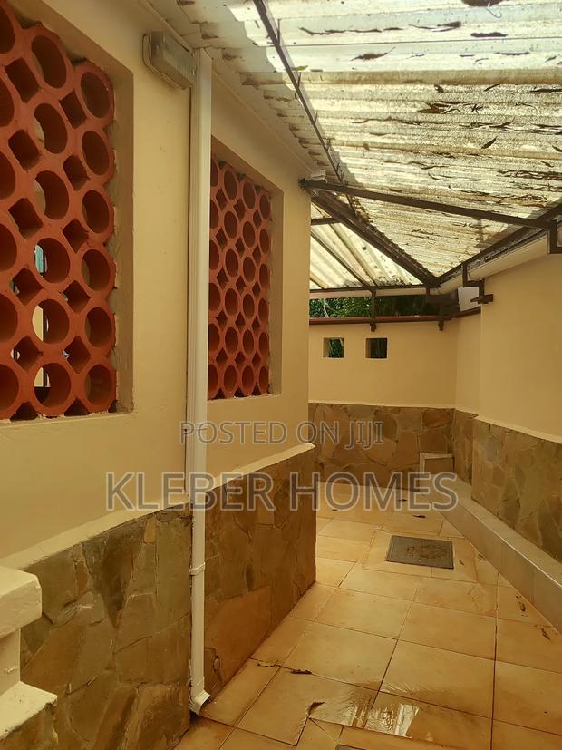 4bdrm Villa in Kiambu Road, Runda for rent
