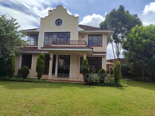 4bdrm Villa in Kiambu Road, Runda for rent