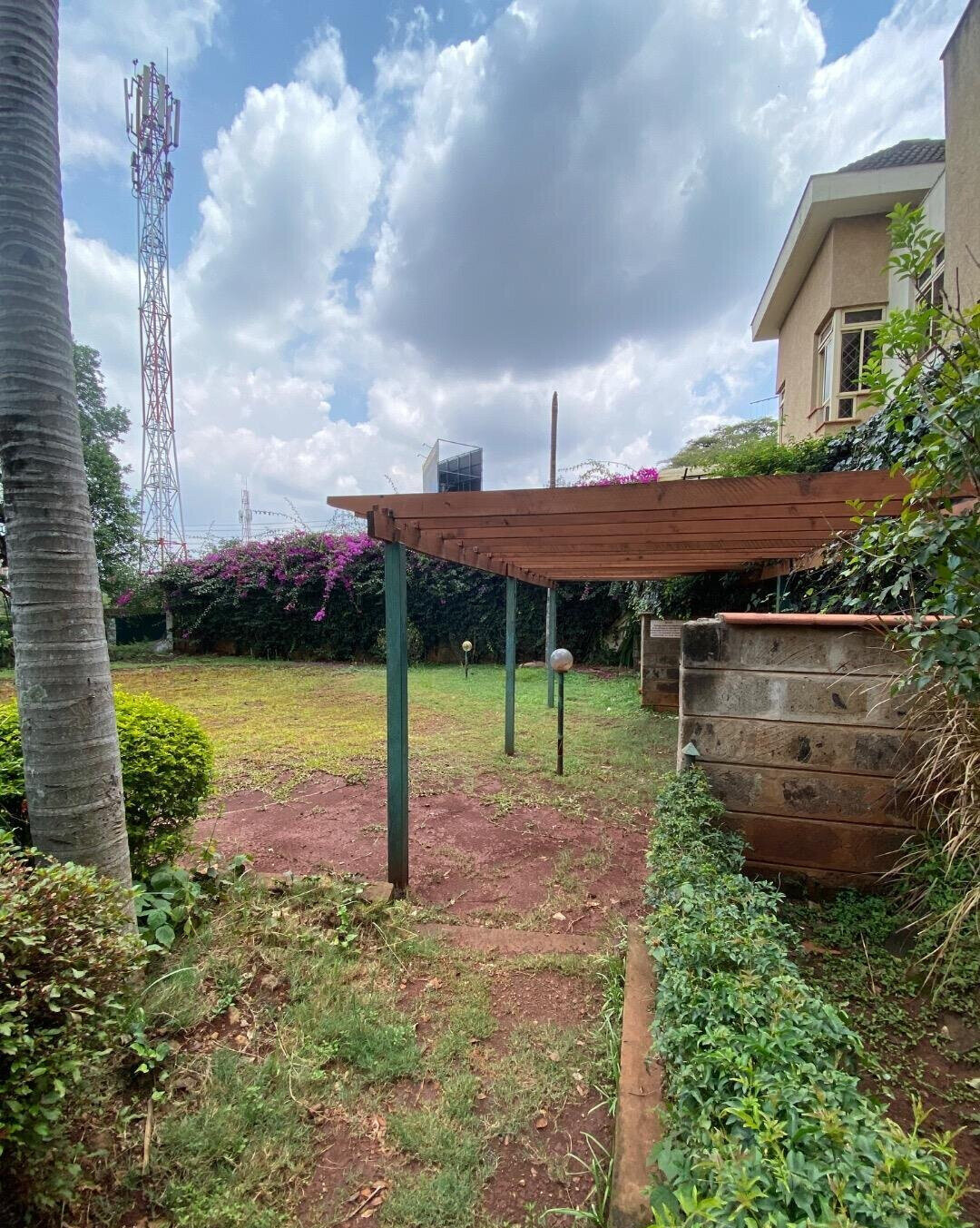 4 En-Suite Townhouse with Private Garden & DSQ - Kilimani
