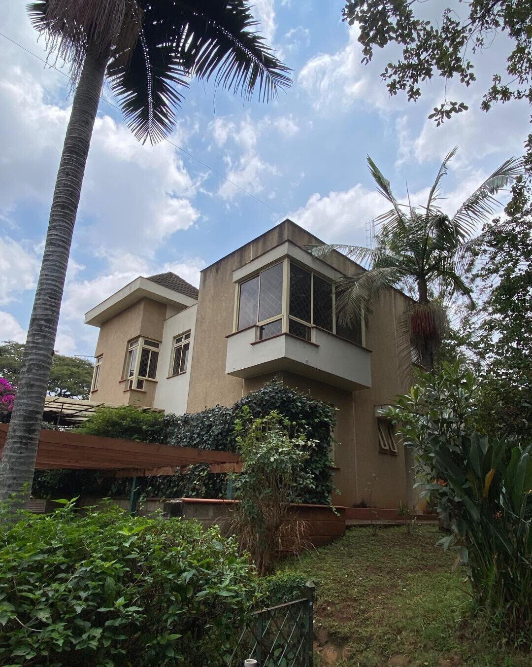 4 En-Suite Townhouse with Private Garden & DSQ - Kilimani