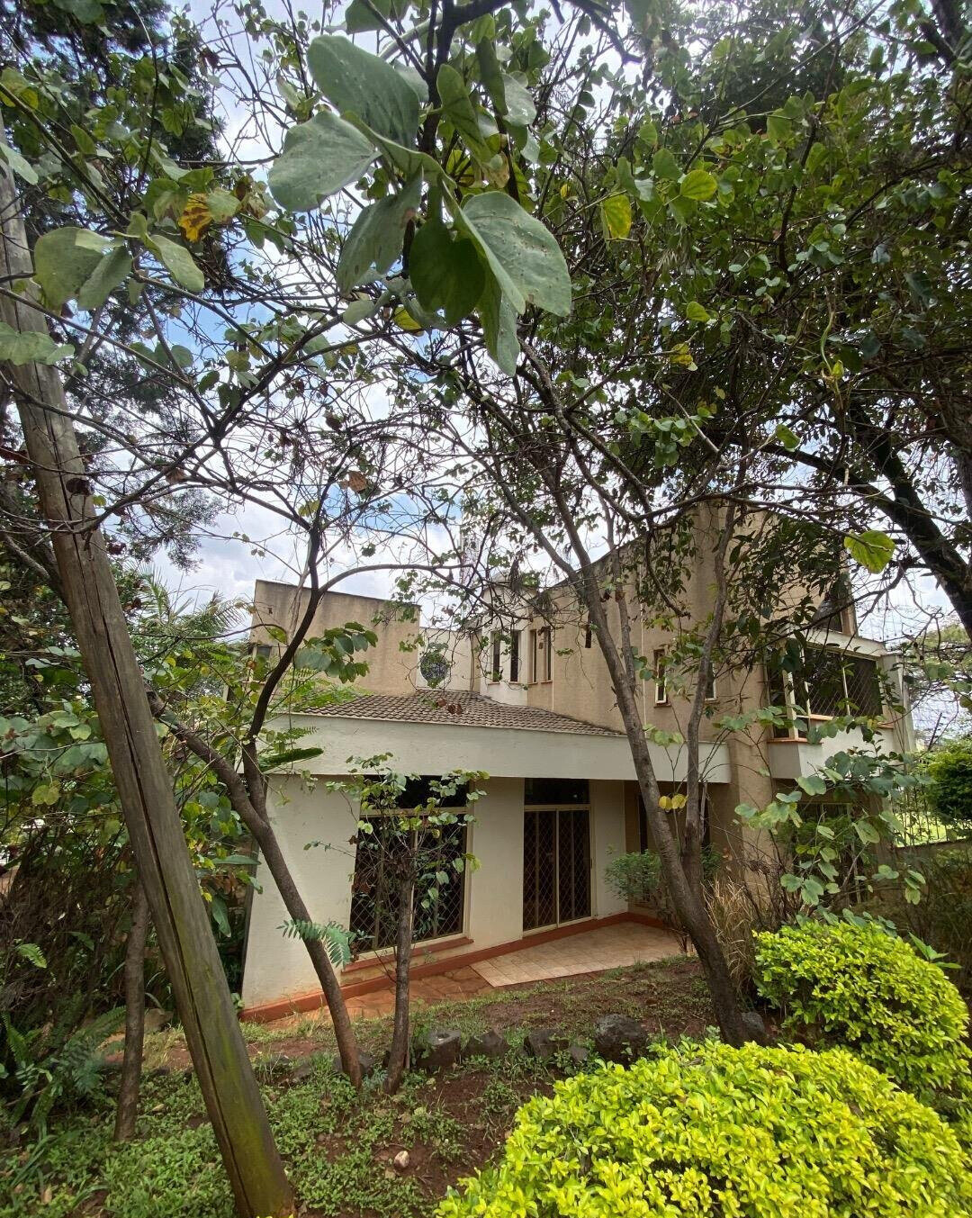 4 En-Suite Townhouse with Private Garden & DSQ - Kilimani