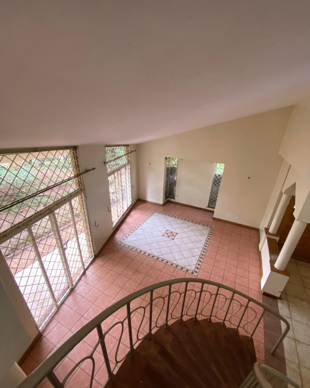 4 En-Suite Townhouse with Private Garden & DSQ - Kilimani