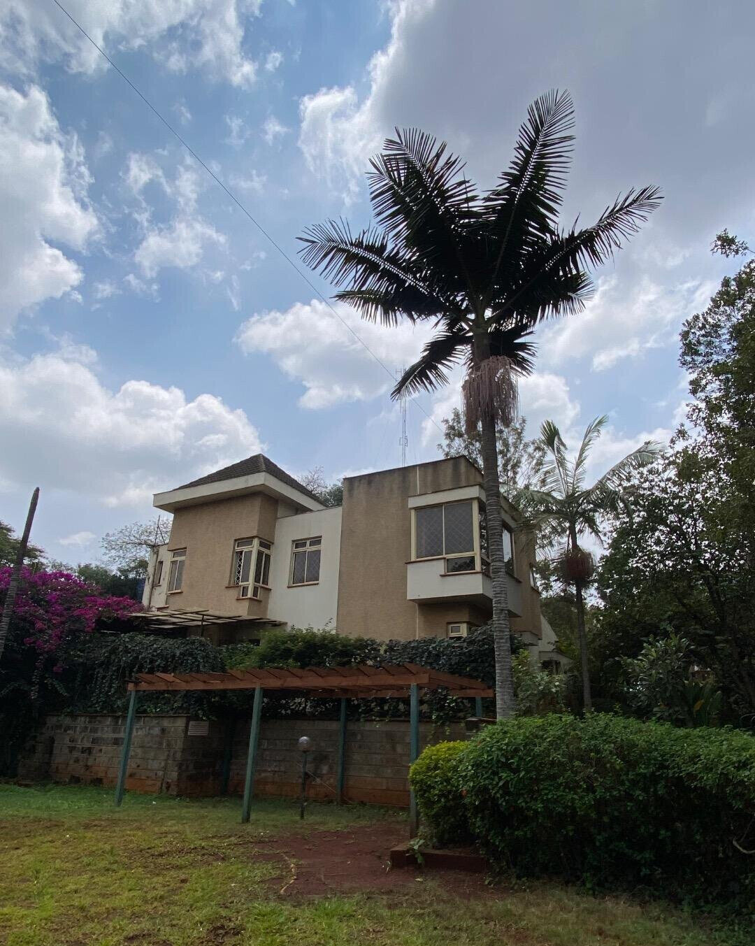 4 En-Suite Townhouse with Private Garden & DSQ - Kilimani