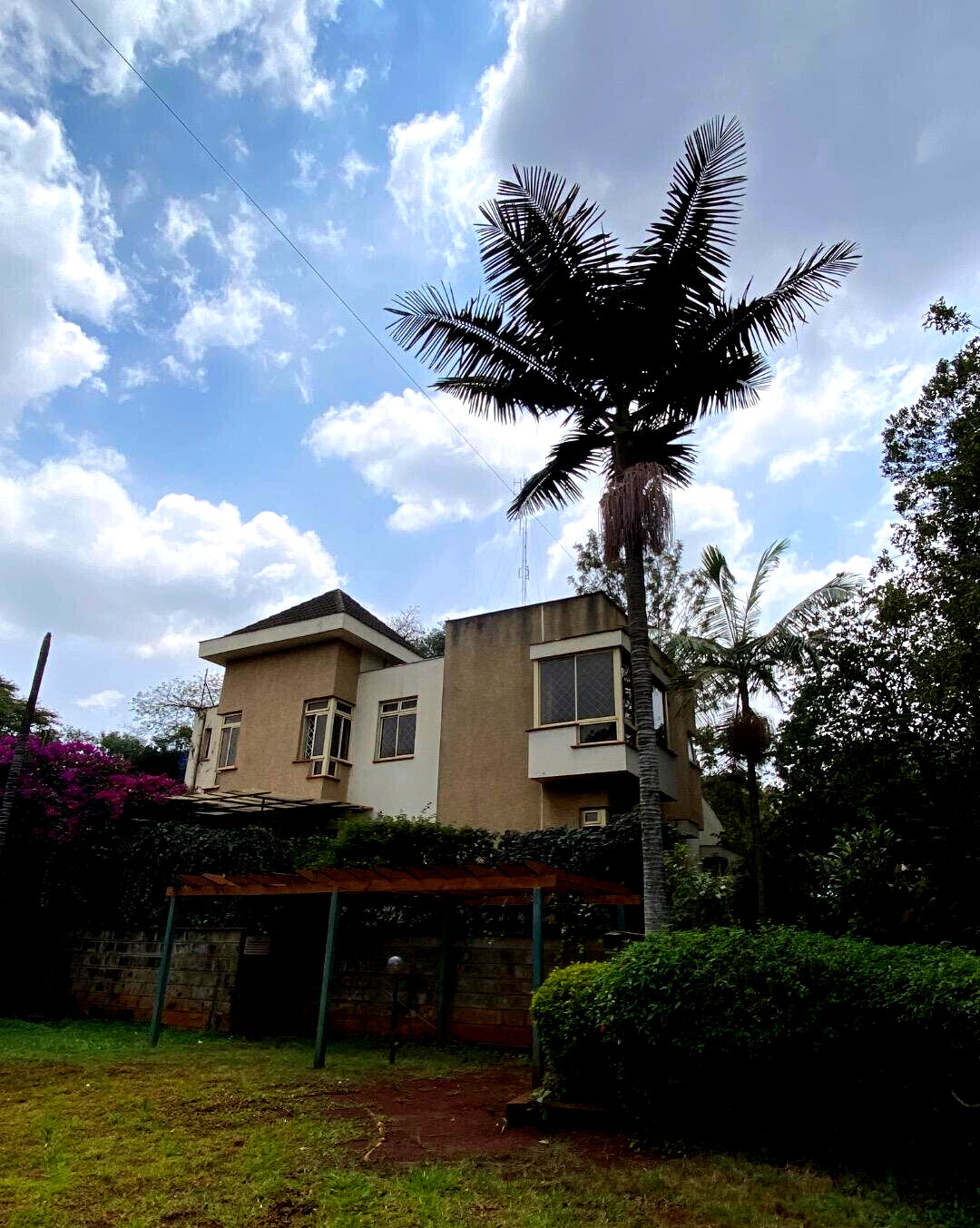 4 En-Suite Townhouse with Private Garden & DSQ - Kilimani