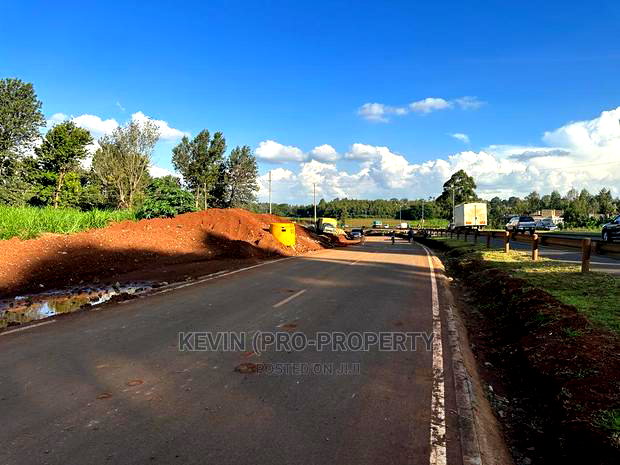 One Acre Block Land Touching Southern Bypass Tarmac Thogoto.