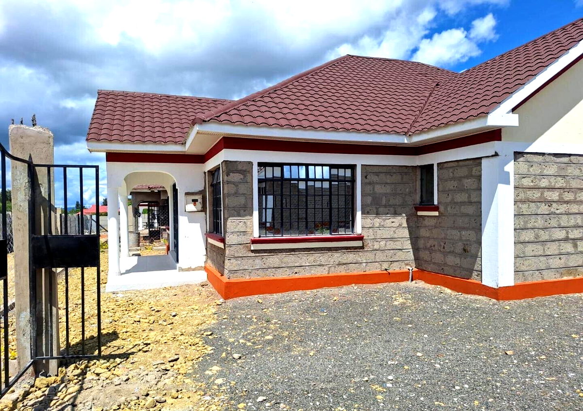 Brand New 4BR Bungalow with DSQ & Separate Dining - Kitengela