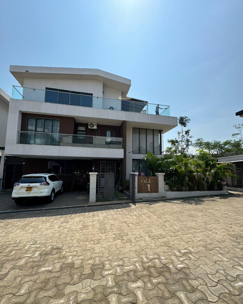 5-Bed Luxury Villa with Lake Views - Ring Road, Milimani