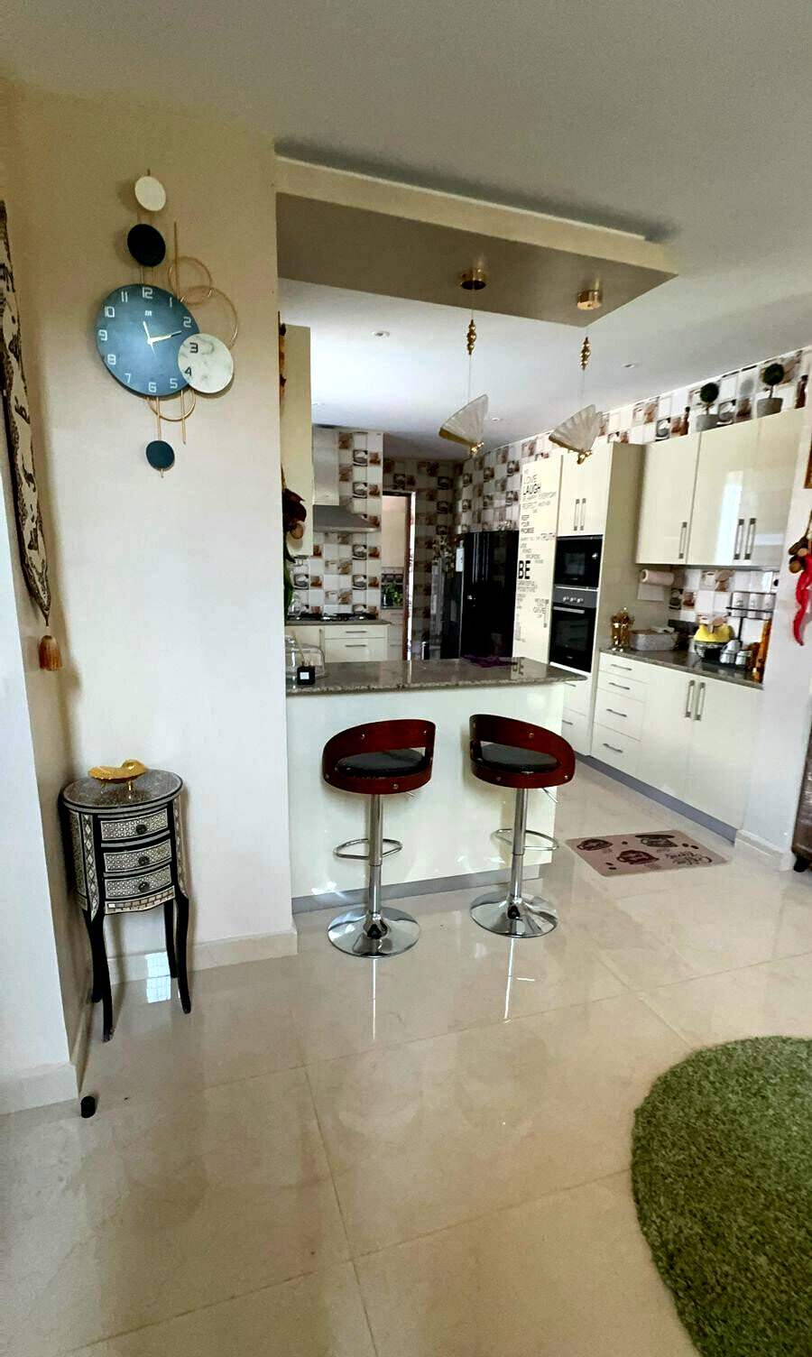 5-Bed Luxury Villa with Lake Views - Ring Road, Milimani