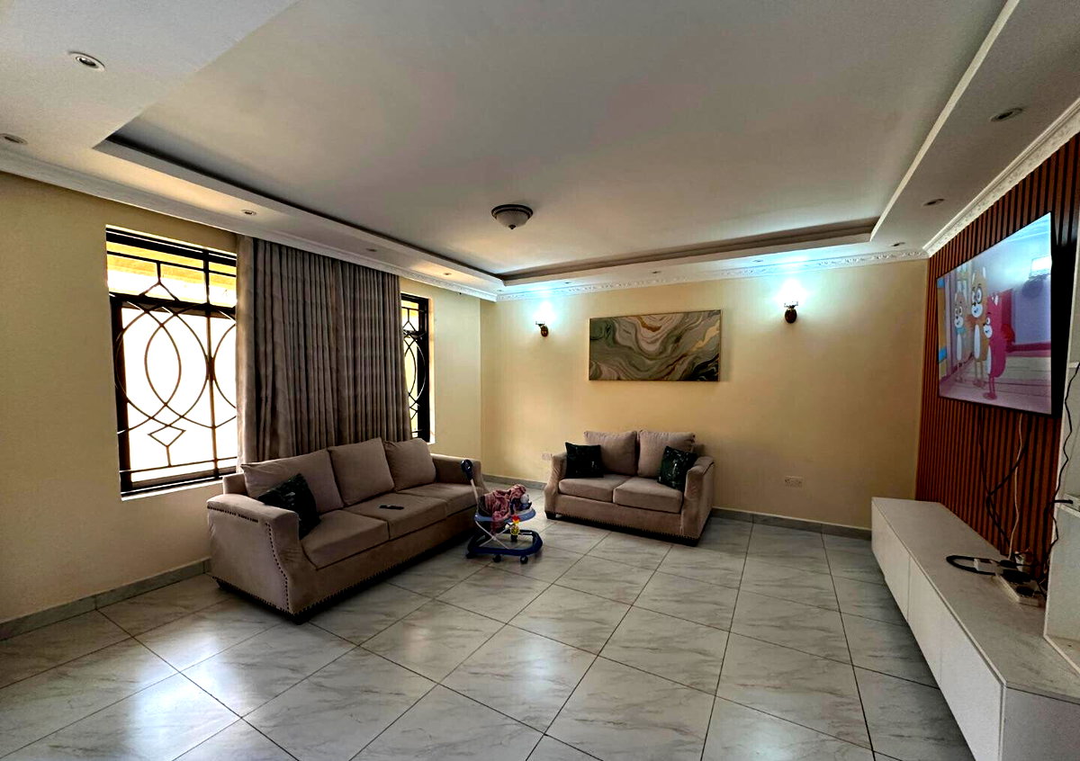 7-Bedroom Langata Townhouse with Two Family Rooms & DSQ