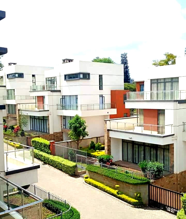 Newly Built 5-Ensuite Villa with Gym & Office - Lavington