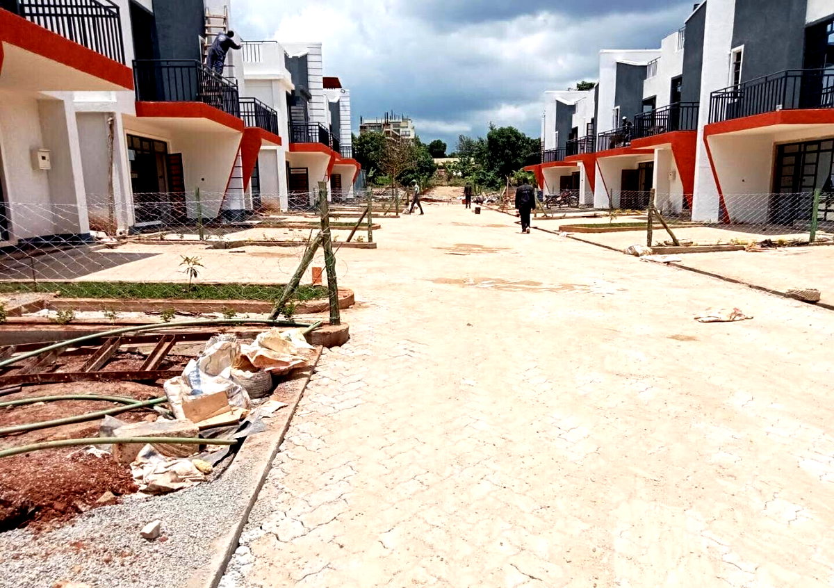 4BR Townhouse with Clubhouse & Solar Heating - Gikambura