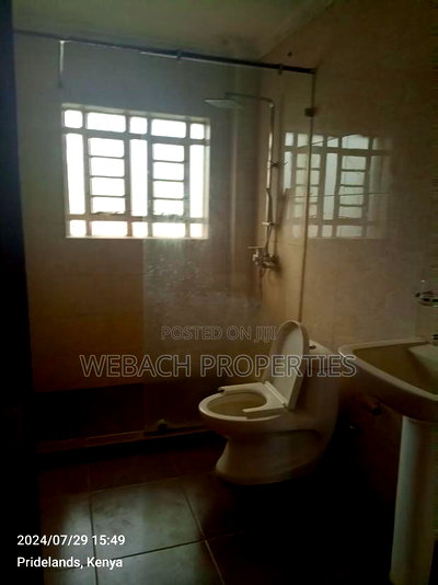 3bdrm Duplex in Rim Shopping Centre, Katani for rent - Image 8