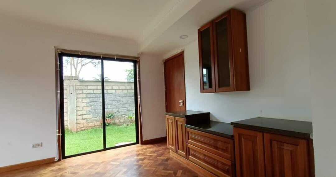 4-Ensuite Townhouse with Power Backup & DSQ - Lavington