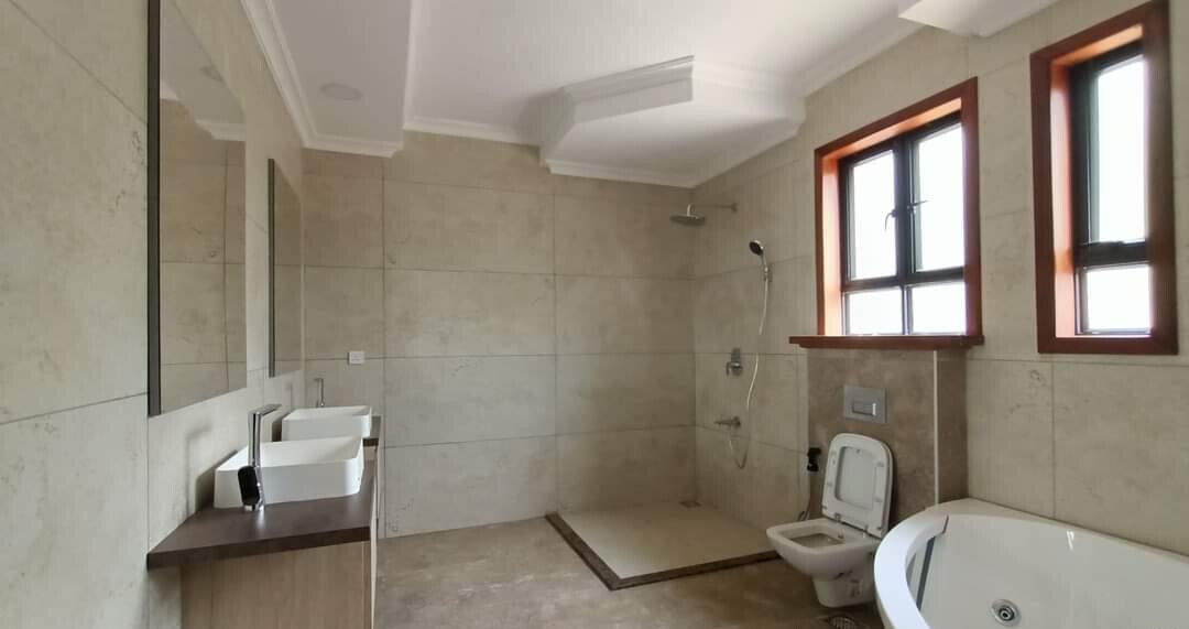 4-Ensuite Townhouse with Power Backup & DSQ - Lavington