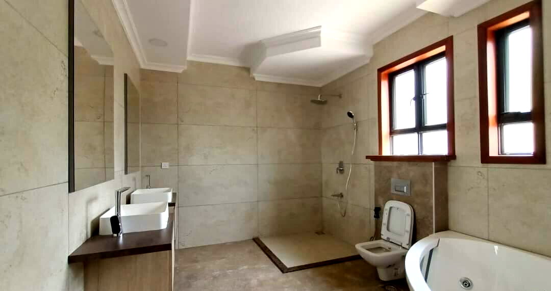 4-Ensuite Townhouse with Power Backup & DSQ - Lavington