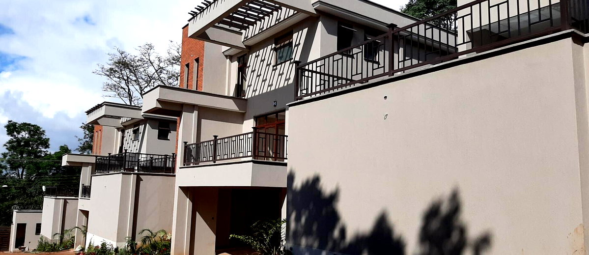 5-Ensuite Townhouse with Fireplace & Prayer Room - Lavington