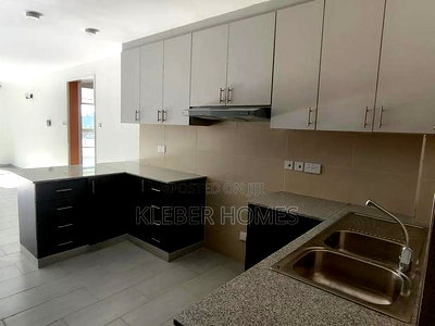 2bdrm Apartment in Lavington for sale - Image 2