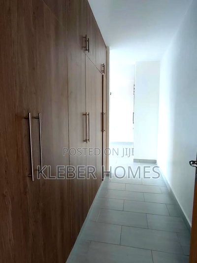 2bdrm Apartment in Lavington for sale - Image 7