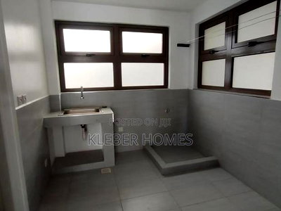 2bdrm Apartment in Lavington for sale - Image 4