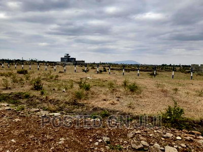 Under 2M in Kamakis- Kiratina - Image 2