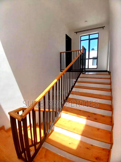 3bdrm Townhouse/Terrace in Kirawa Road, Kitisuru for sale - Image 10