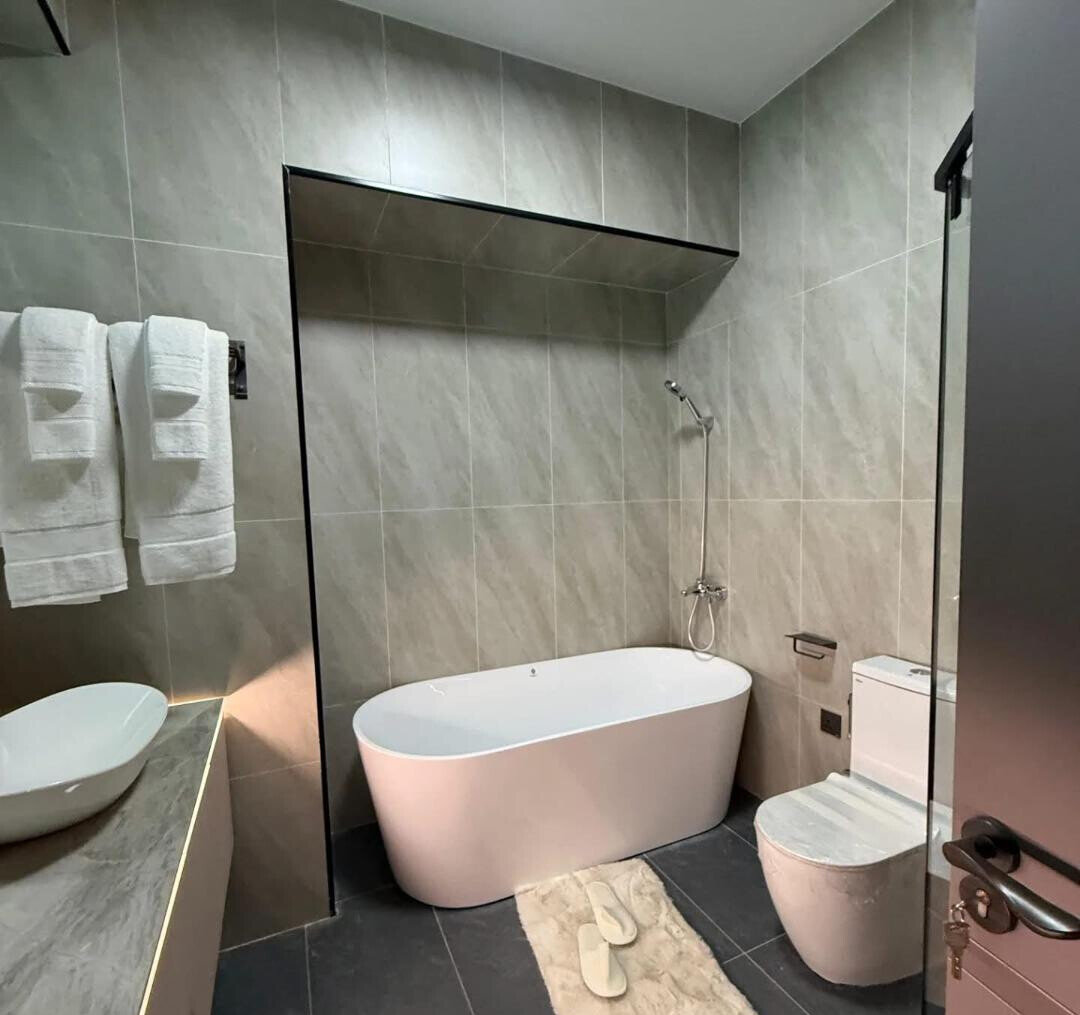 3BR All-Ensuite with Heated Pool & Gym - Kileleshwa