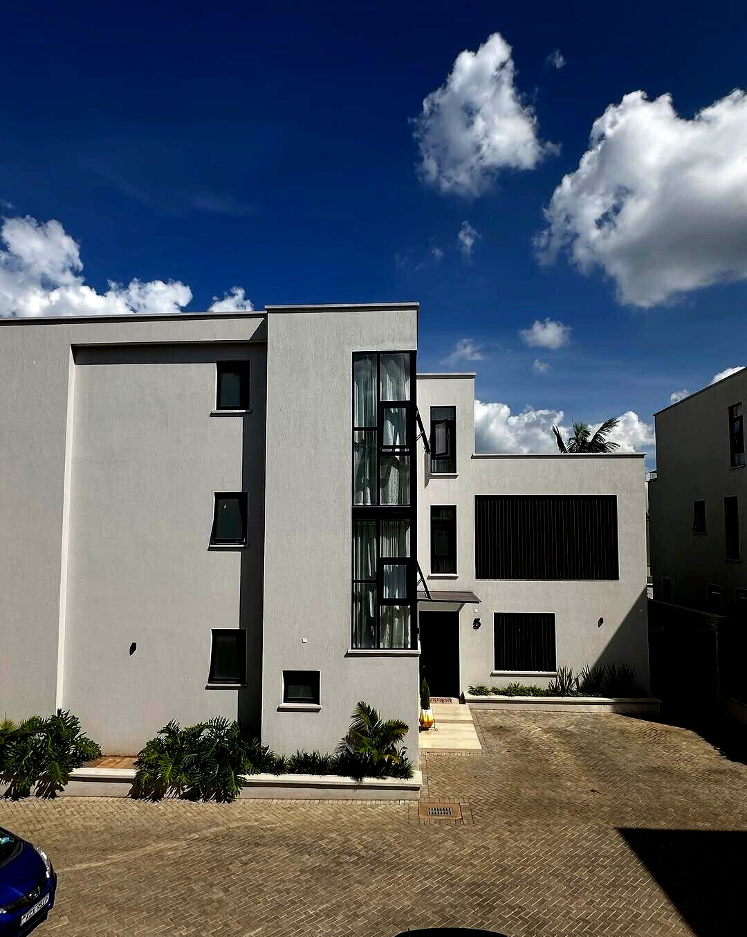 5-Ensuite Villa with Private Garden & DSQ - Lavington