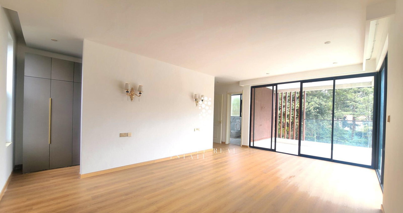 6-Bed Townhouse with Study & Walk-in Closet - Lavington