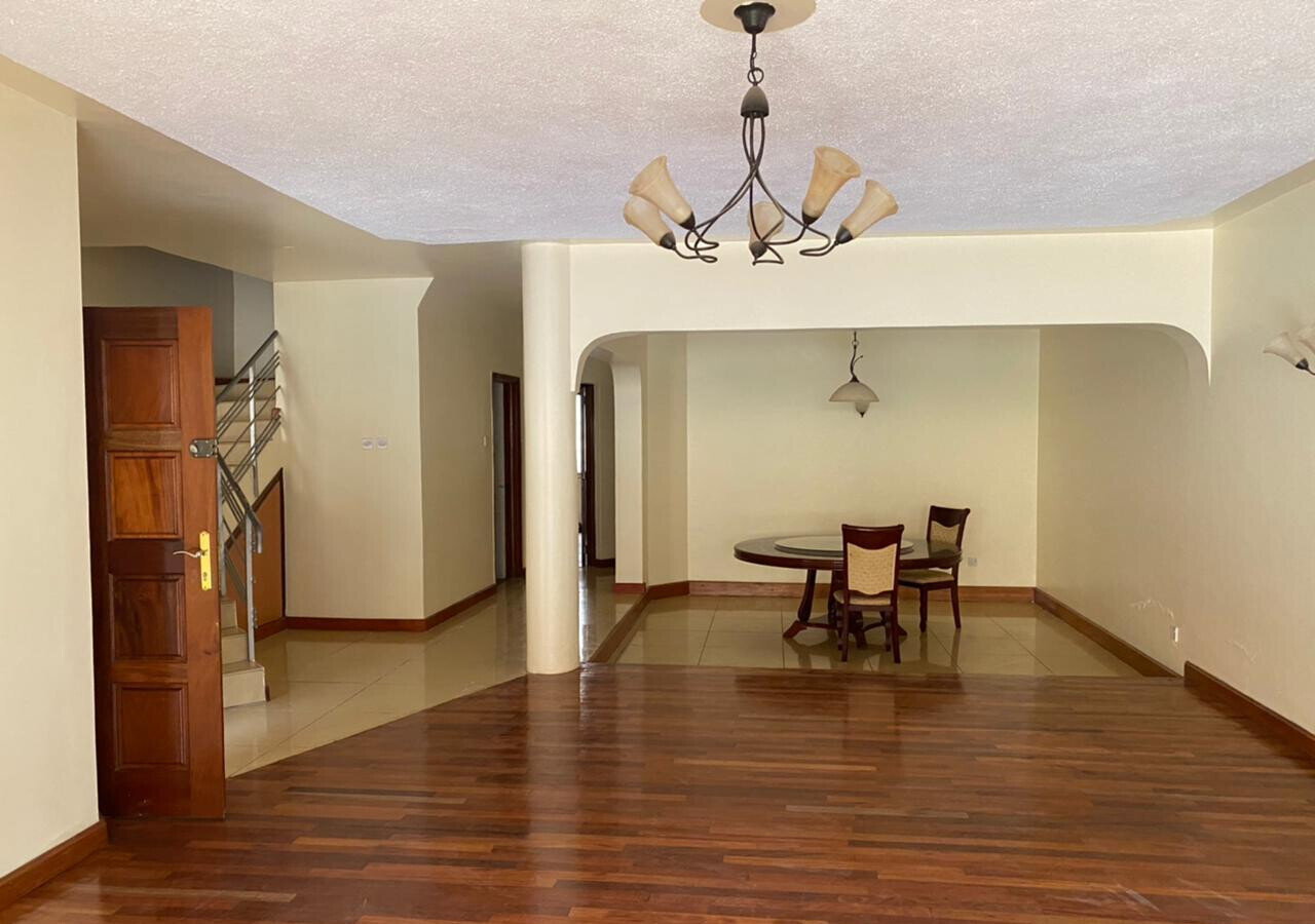 5-Ensuite Townhouse with DSQ & Shared Pool - Lavington Gated Community