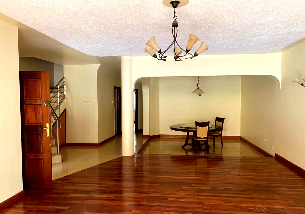 5-Ensuite Townhouse with DSQ & Shared Pool - Lavington Gated Community