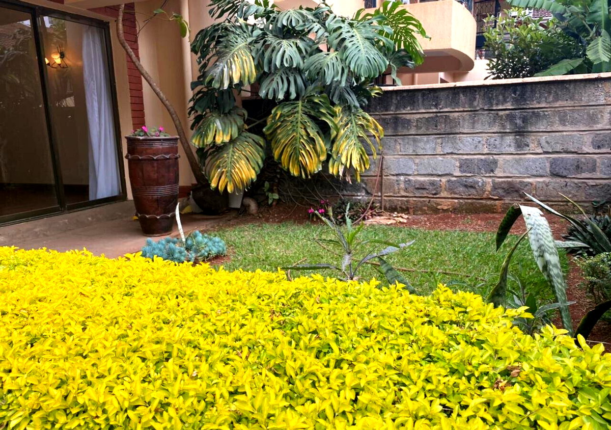 5-Ensuite Townhouse with DSQ & Shared Pool - Lavington Gated Community