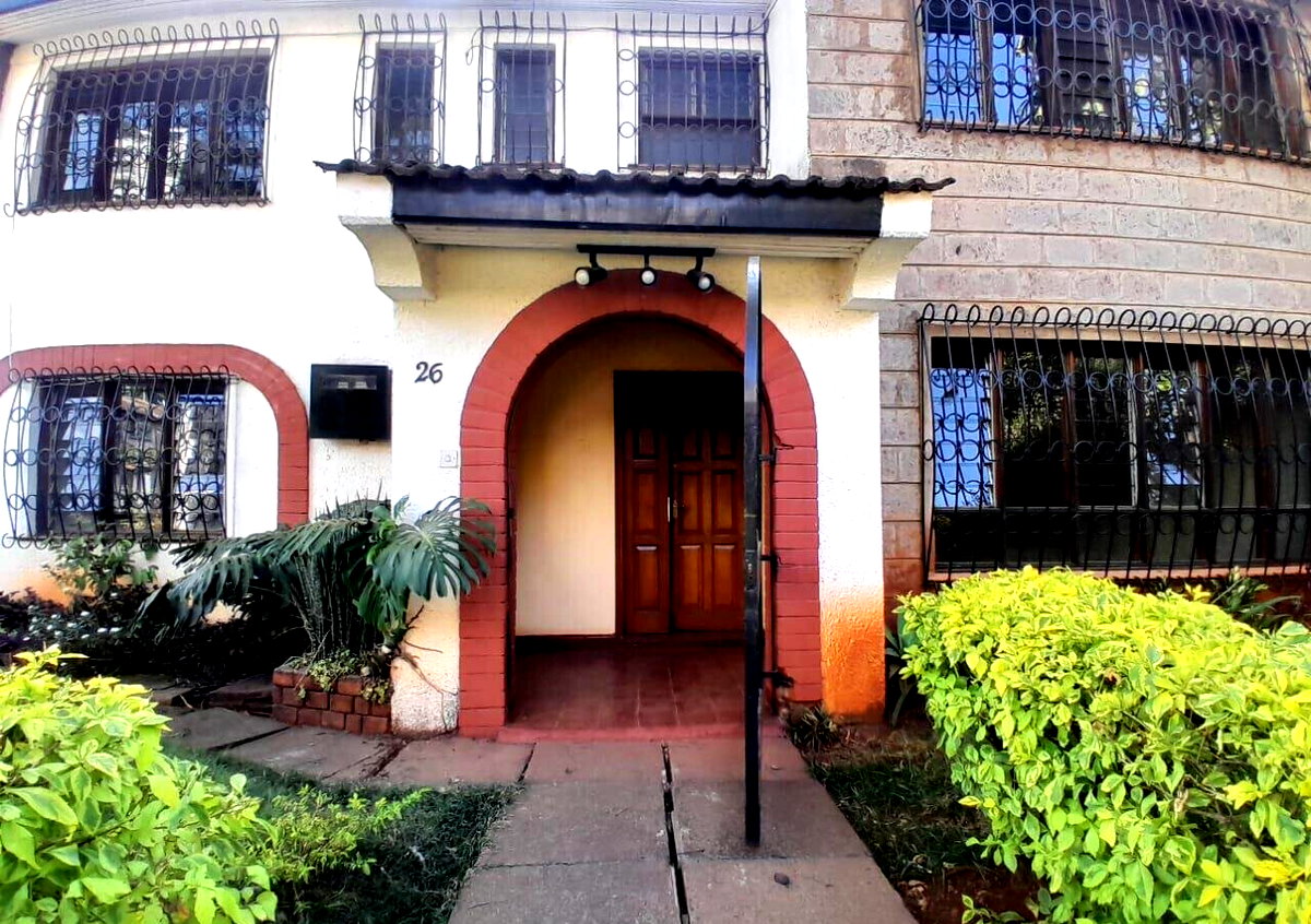 3BR Townhouse with Parquet Floors & Playground - Lavington